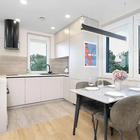 Modern With Garage And 3 Balconies In By Renters Prestige Apartamento *