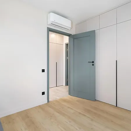 Modern With Garage And 3 Balconies In By Renters Prestige Apartamento